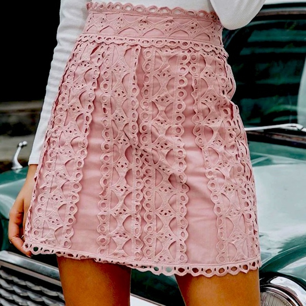 Short skirt